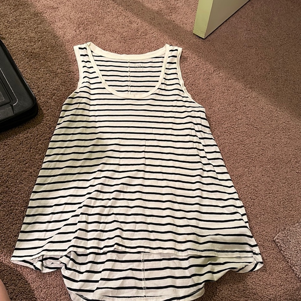 Gap tank top